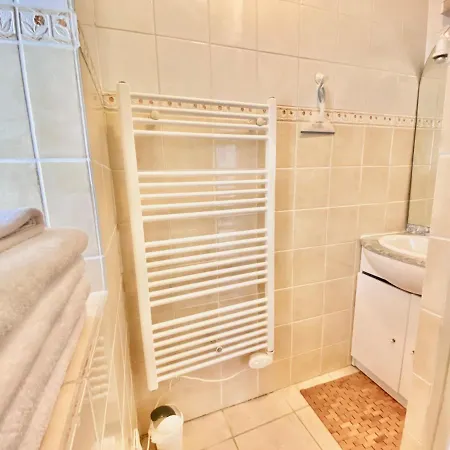 Le Conservatoire, En Plein Centre Historique Apartamento *